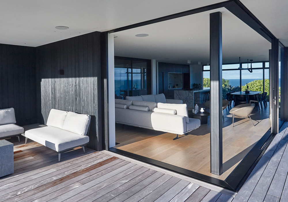 Completed project featuring Omega aluminium hardware and accessories